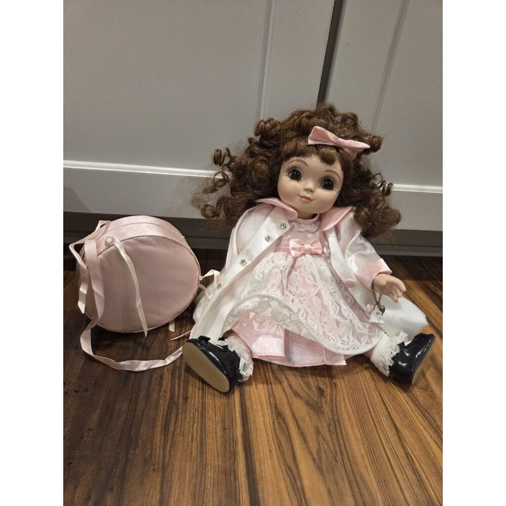 Marie Osmond Adora Belle Doll 1997 Limited Edition 17876/20000 w Box COA Outfit - Picture 3 of 14